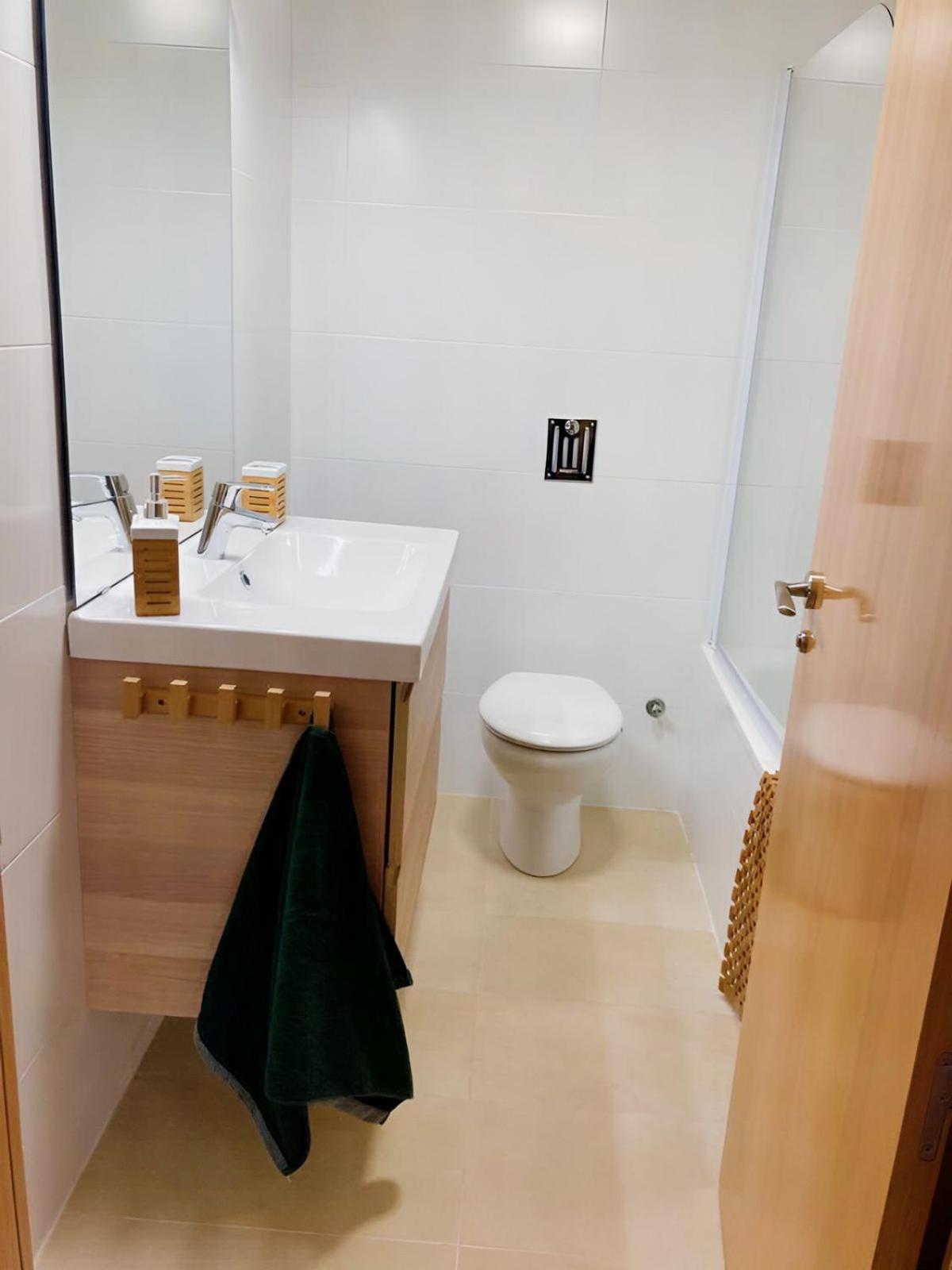 Apartament Duplex Amb Vistes Al Pirineu Catala โกญเดอนาร์โก ภายนอก รูปภาพ