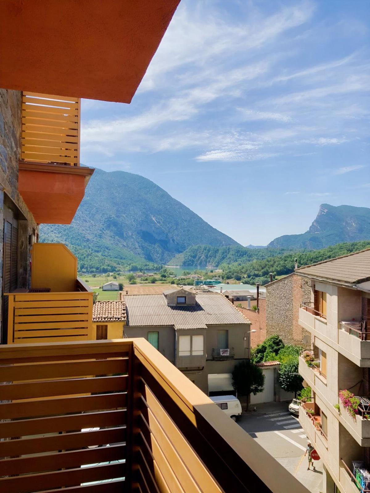 Apartament Duplex Amb Vistes Al Pirineu Catala โกญเดอนาร์โก ภายนอก รูปภาพ